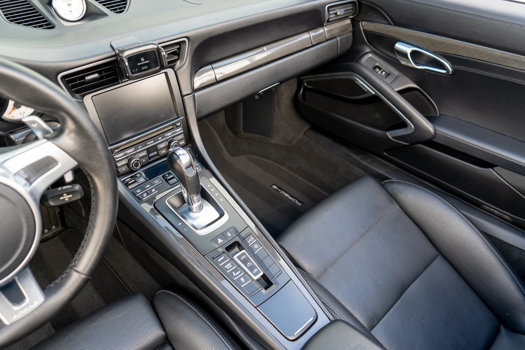 2015 Porsche 991 Turbo S - Image 14 of 31