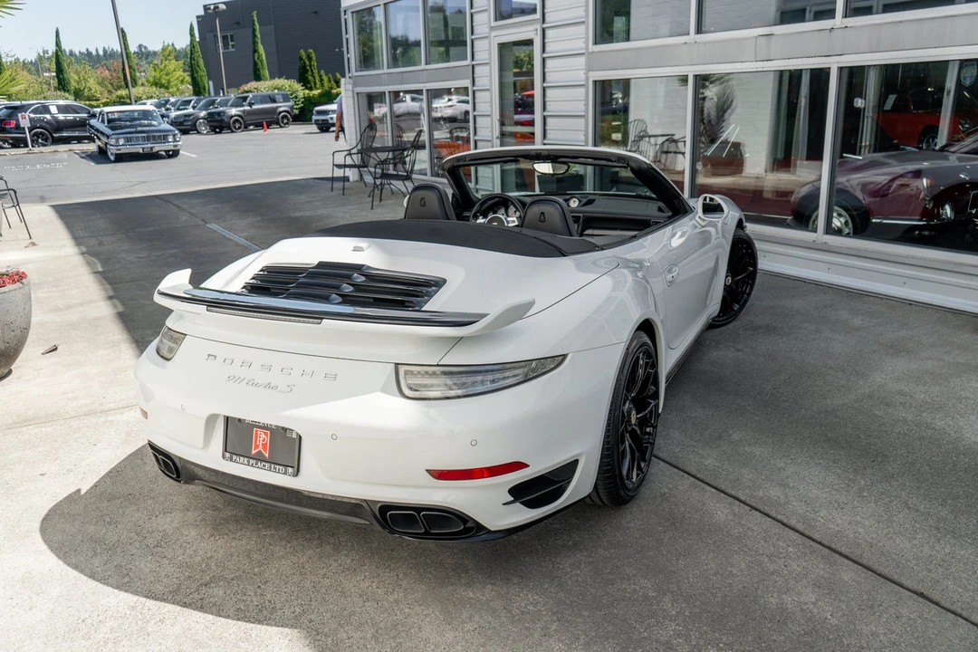 2015 Porsche 991 Turbo S - Image 5 of 31