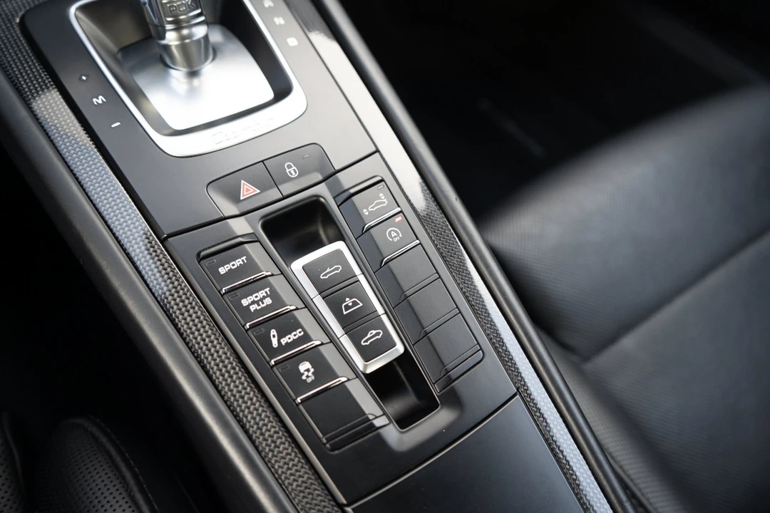 2015 Porsche 991 Turbo S - Image 19 of 31