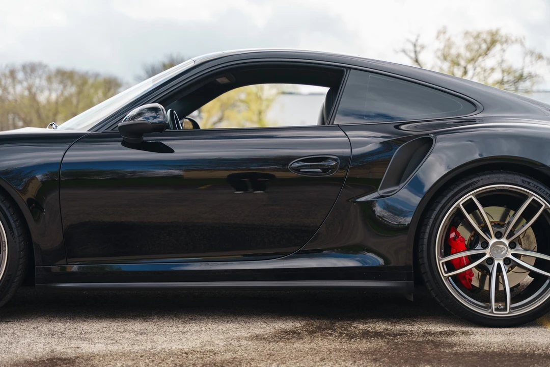 2015 Porsche - Image 4 of 31