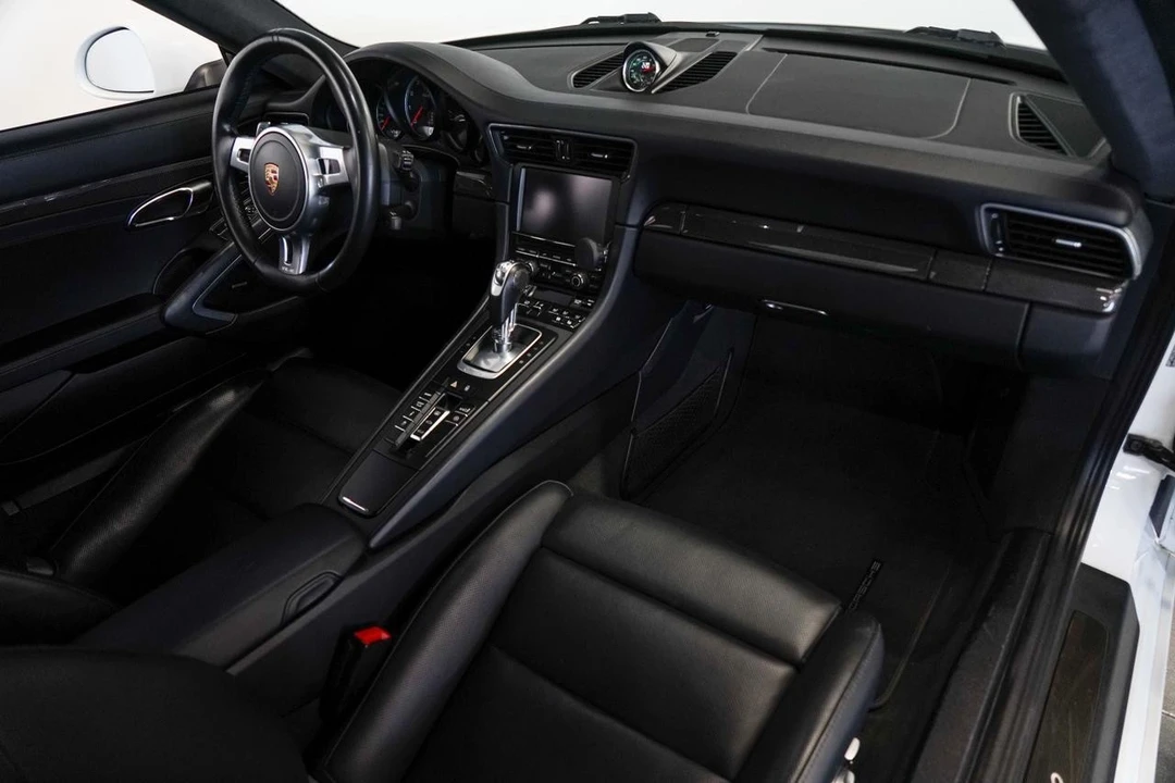 2015 Porsche 991 Turbo - Image 16 of 21
