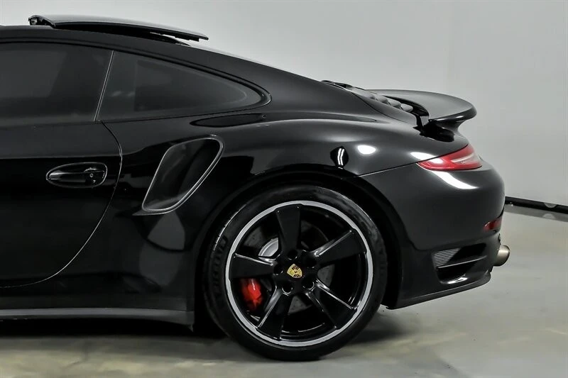 2015 Porsche 991 Turbo - Image 8 of 31