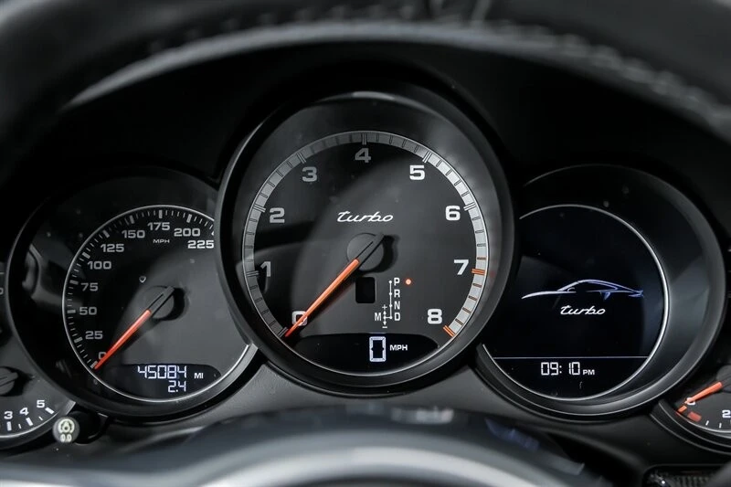 2015 Porsche 991 Turbo - Image 28 of 31