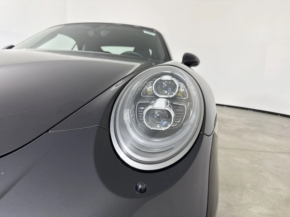 2015 Porsche 991 Turbo - Image 11 of 31