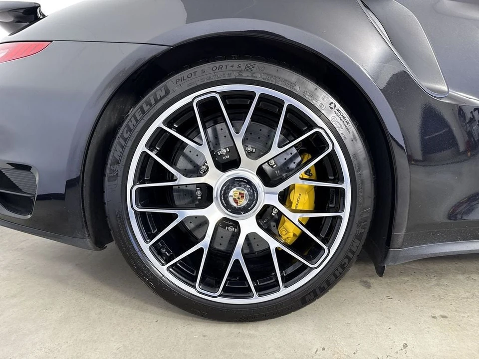 2015 Porsche 991 Turbo - Image 16 of 31