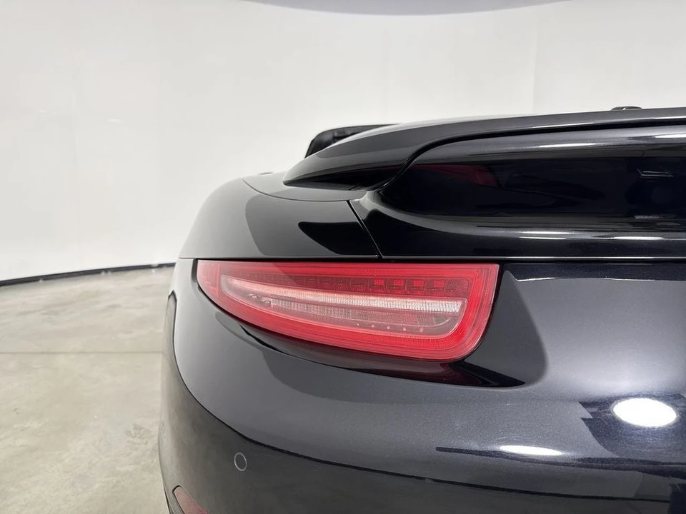 2015 Porsche 991 Turbo - Image 18 of 31