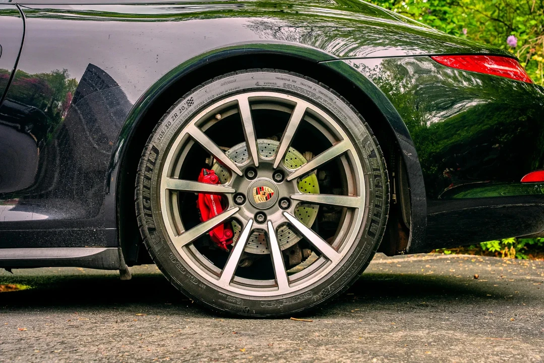 2015 Porsche 991 Carrera - Image 19 of 21