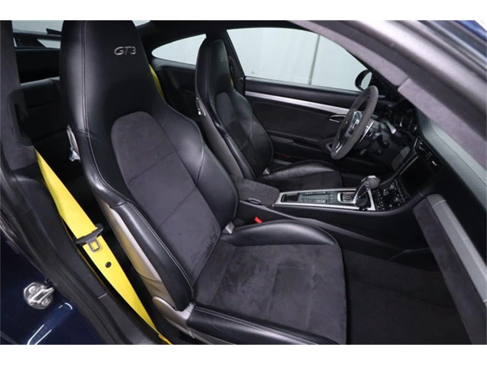2015 Porsche 991 Carrera GTS - Image 18 of 31