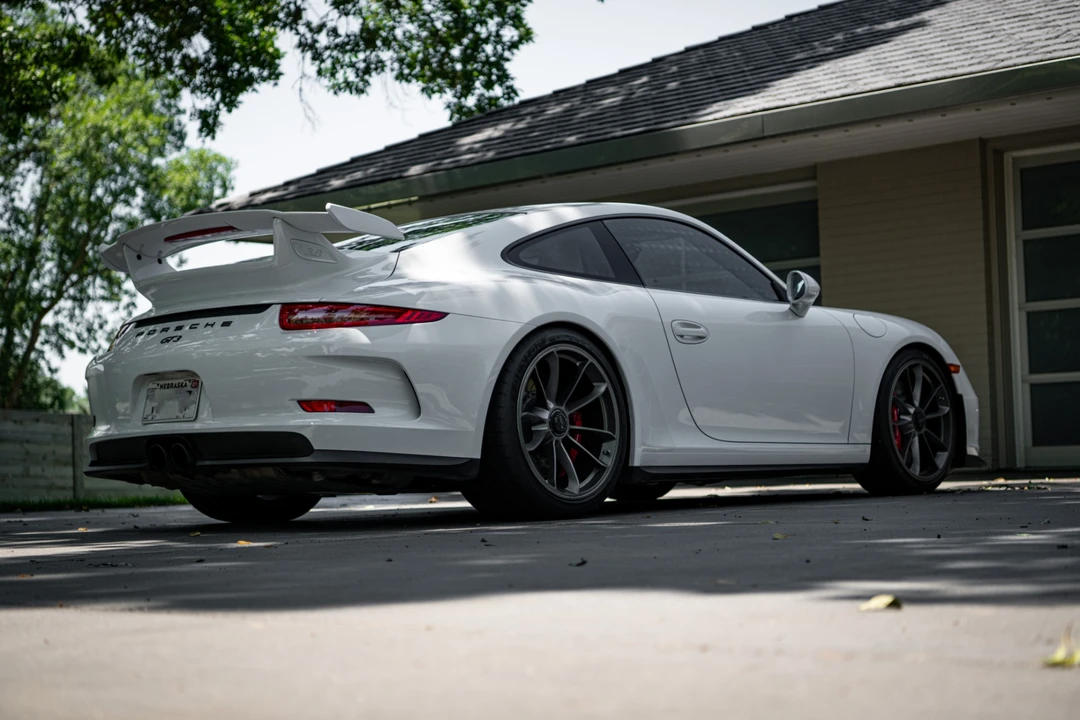 2015 Porsche 991 Carrera GTS - Image 10 of 31