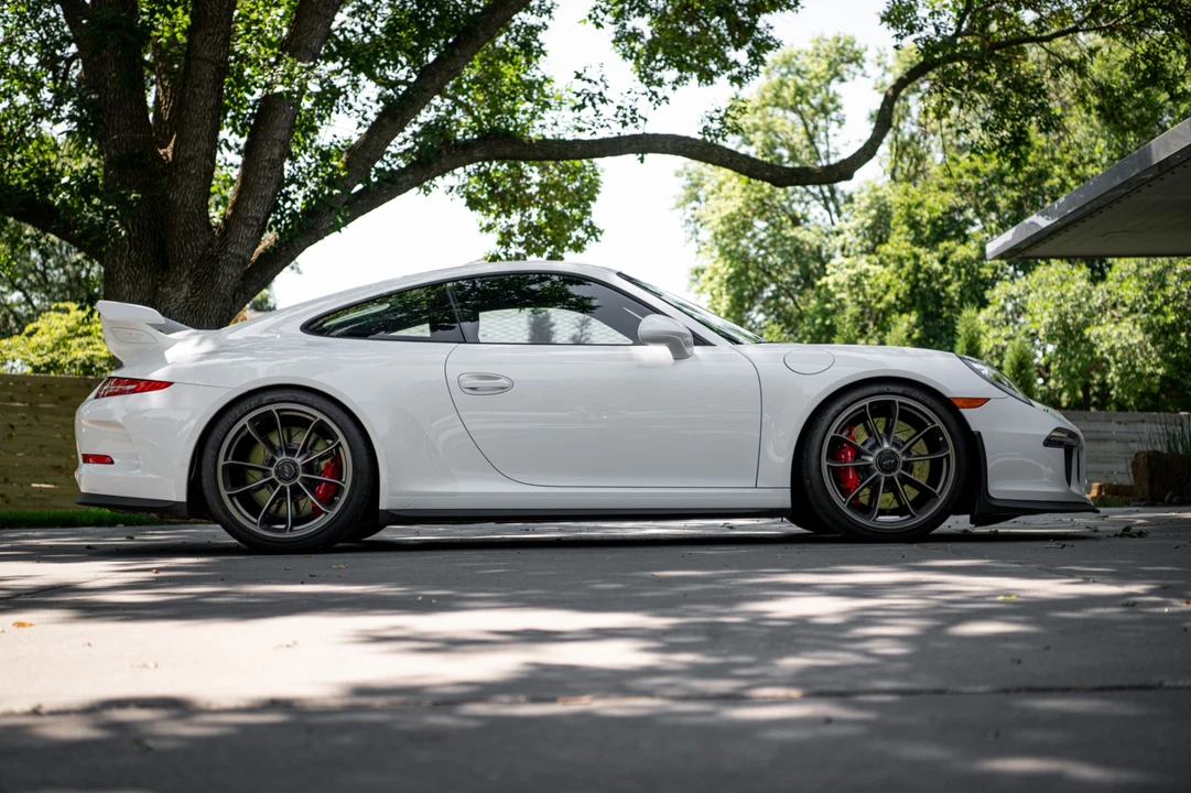 2015 Porsche 991 Carrera GTS - Image 12 of 31