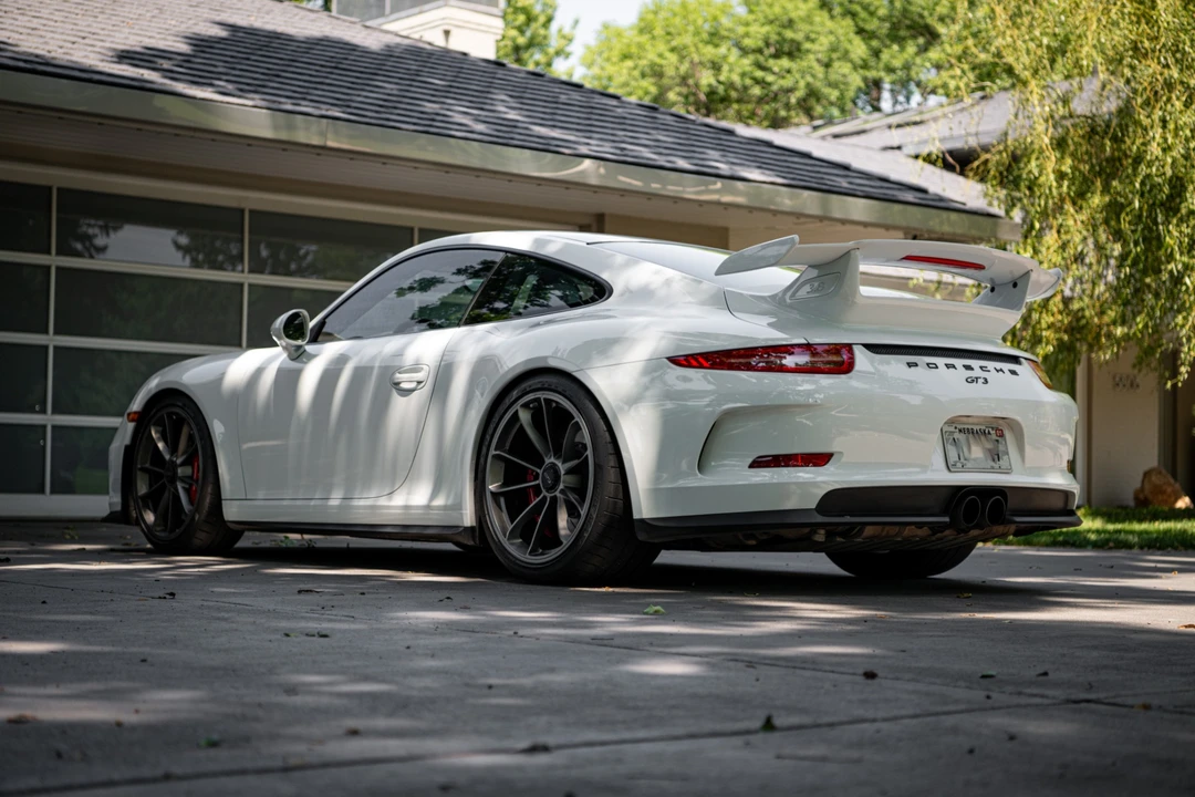 2015 Porsche 991 Carrera GTS - Image 5 of 31
