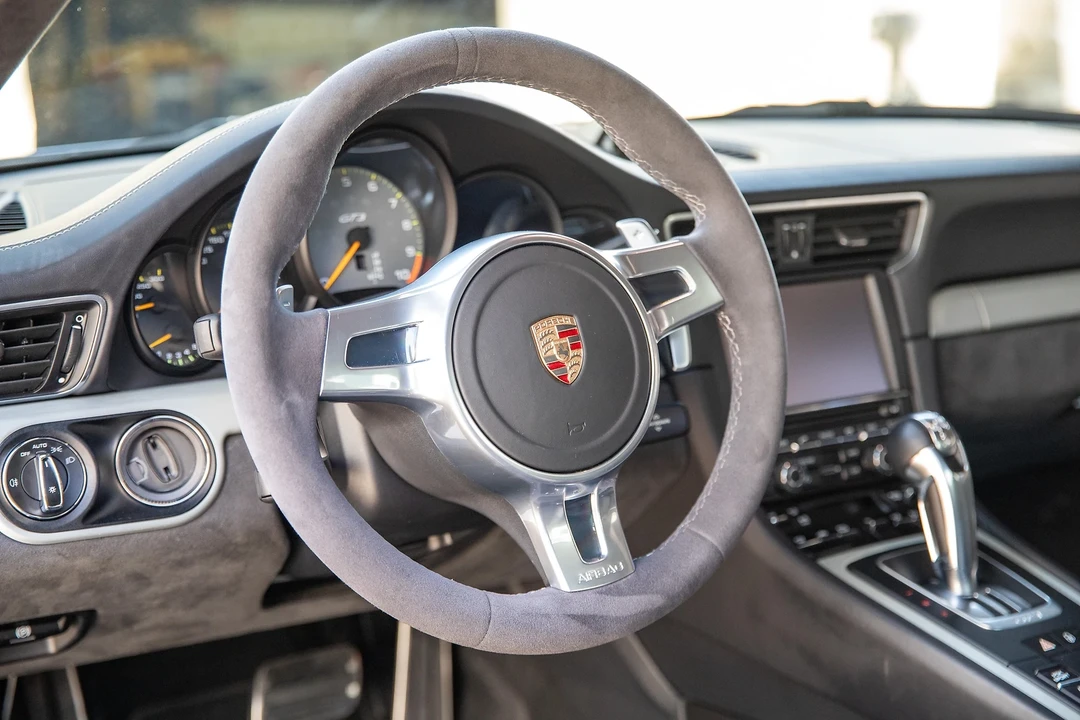 2015 Porsche 991 Carrera - Image 10 of 21