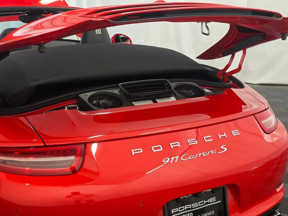 2015 Porsche 991 Carrera GTS - Image 12 of 31
