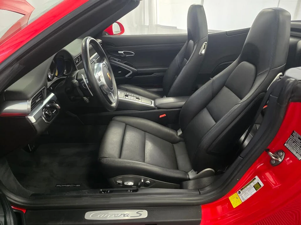 2015 Porsche 991 Carrera GTS - Image 14 of 31