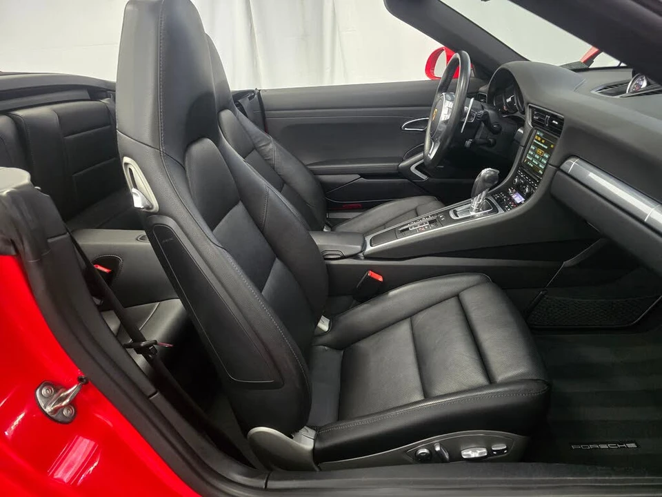 2015 Porsche 991 Carrera GTS - Image 21 of 31