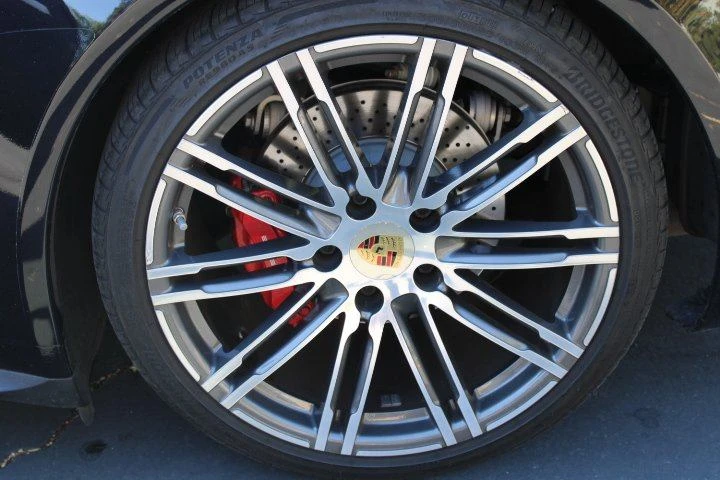 2015 Porsche 981 Boxster - Image 15 of 20