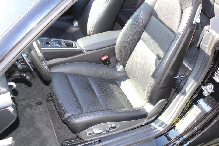 2015 Porsche 981 Boxster - Image 14 of 20