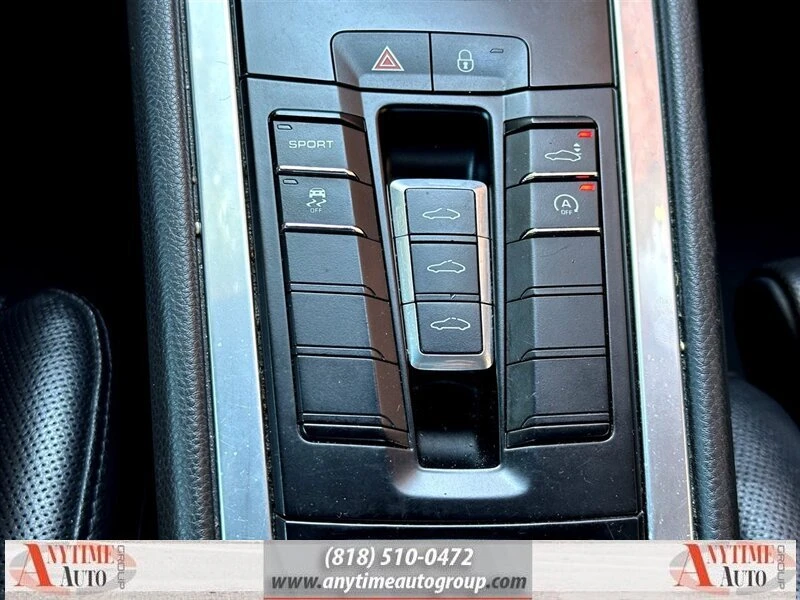 2015 Porsche 991 Carrera - Image 17 of 19