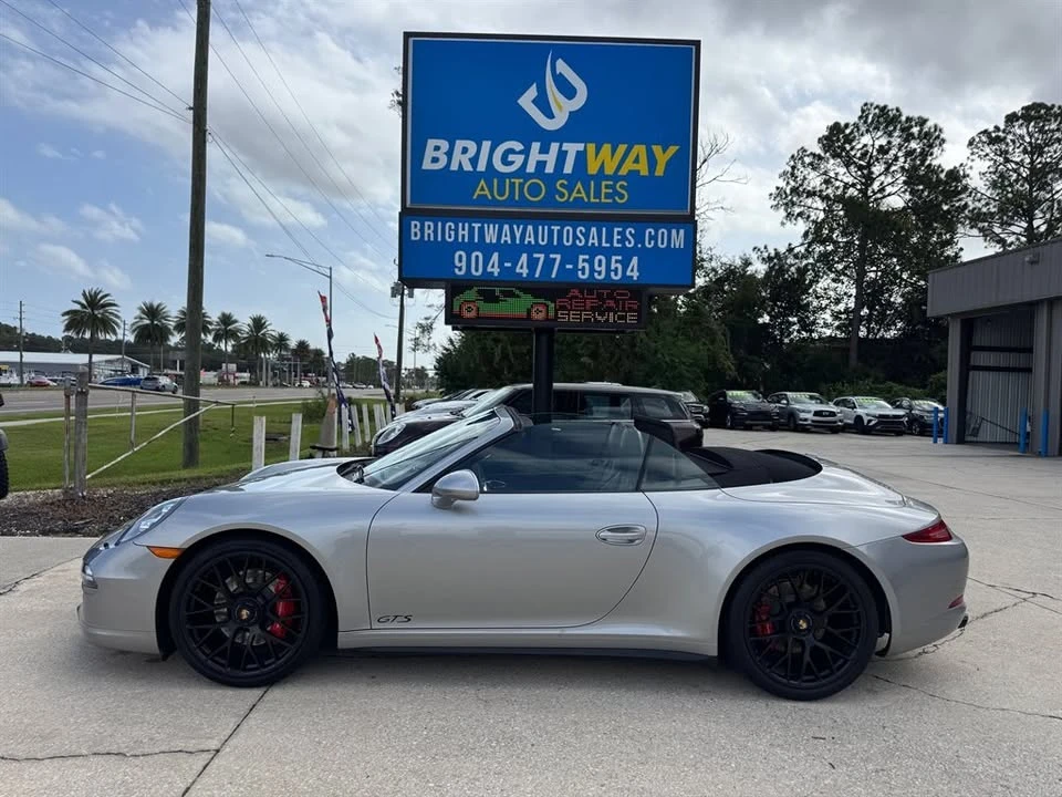 2015 Porsche 991 Carrera - Image 2 of 17