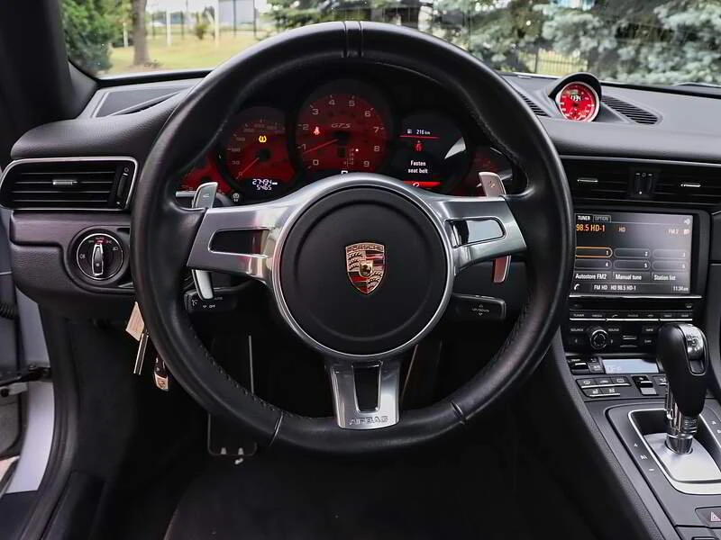 2015 Porsche 991 Carrera GTS - Image 8 of 17