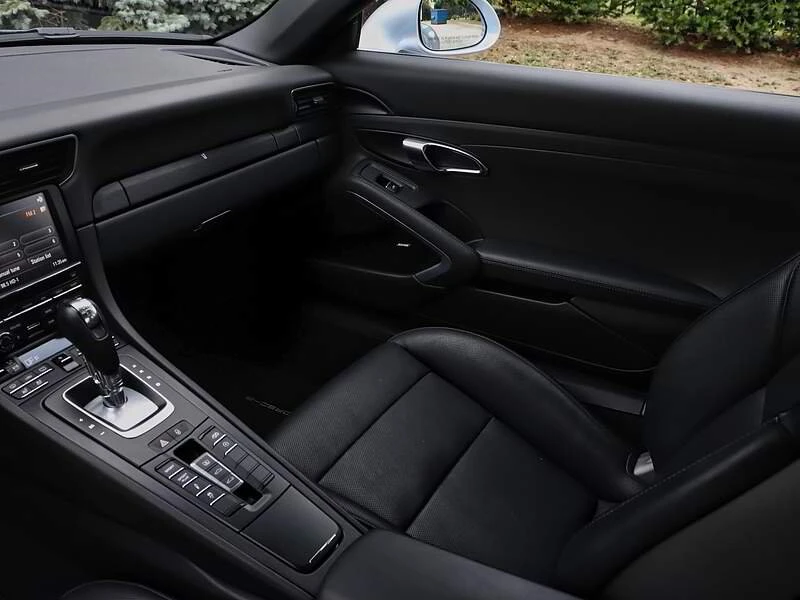 2015 Porsche 991 Carrera GTS - Image 6 of 17