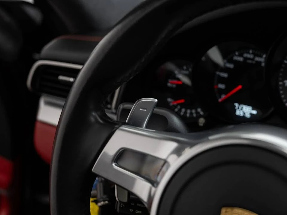 2015 Porsche 991 Carrera 4S - Image 18 of 19