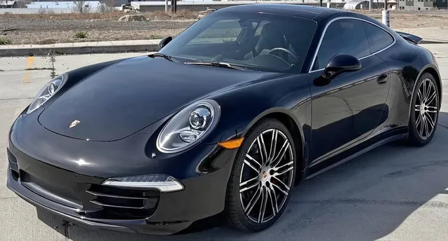 2015 Porsche 911 Carrera 4S