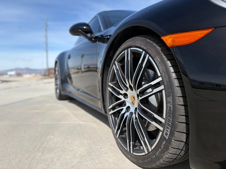 2015 Porsche 991 Carrera 4S - Image 9 of 20