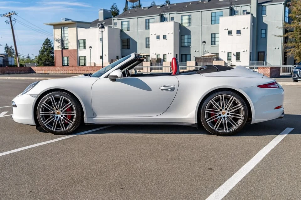 2015 Porsche 991 Carrera 4S - Image 5 of 14
