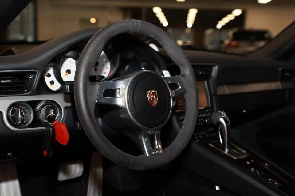 2015 Porsche 991 GT3 - Image 6 of 11
