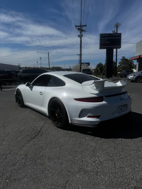 2015 Porsche 991 GT3 - Image 2 of 9