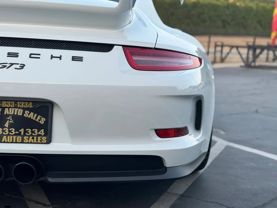 2015 Porsche 991 GT3 - Image 8 of 20
