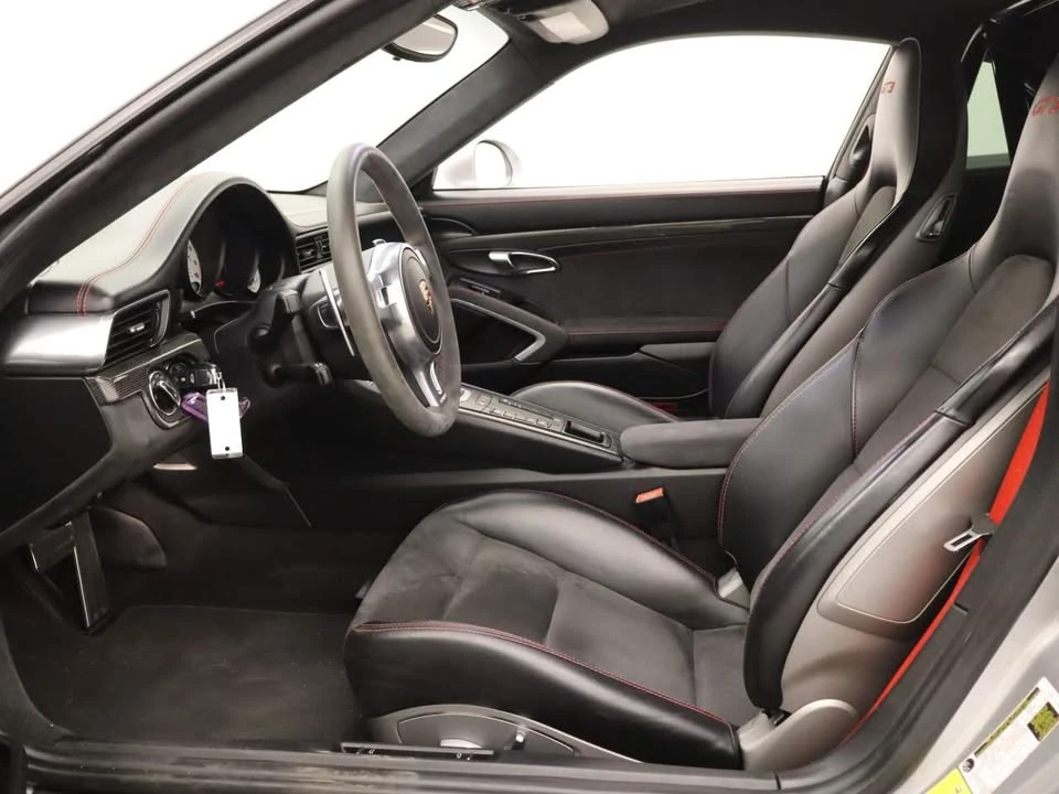 2015 Porsche 991 GT3 - Image 4 of 5