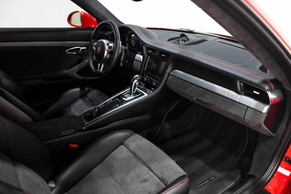 2015 Porsche 991 GT3 - Image 19 of 20