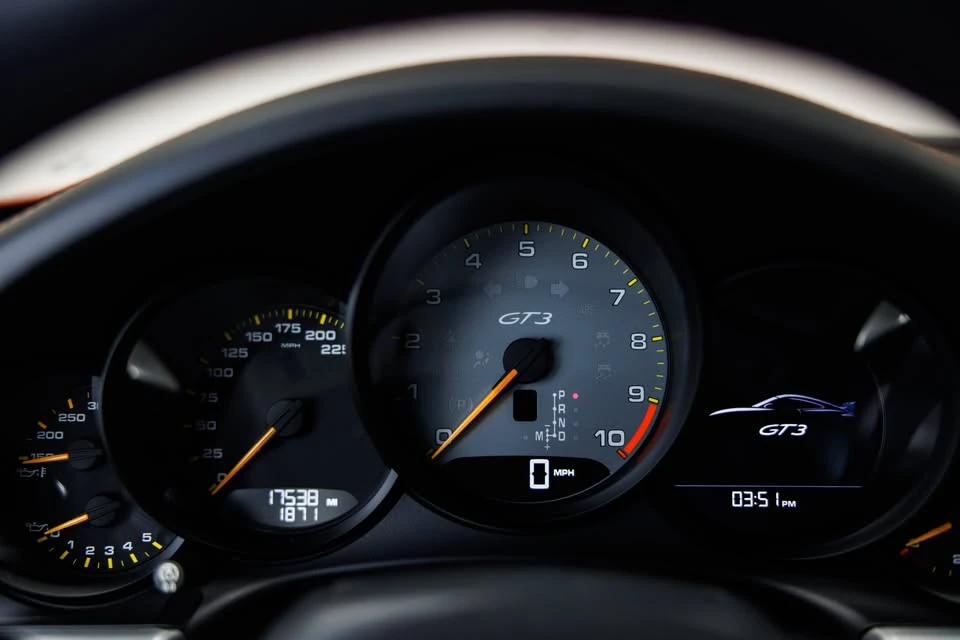 2015 Porsche 991 GT3 - Image 11 of 20