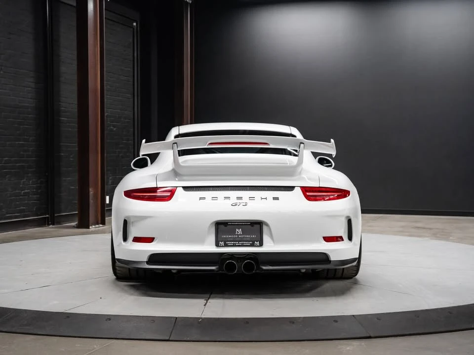 2015 Porsche 911 - Image 8 of 8