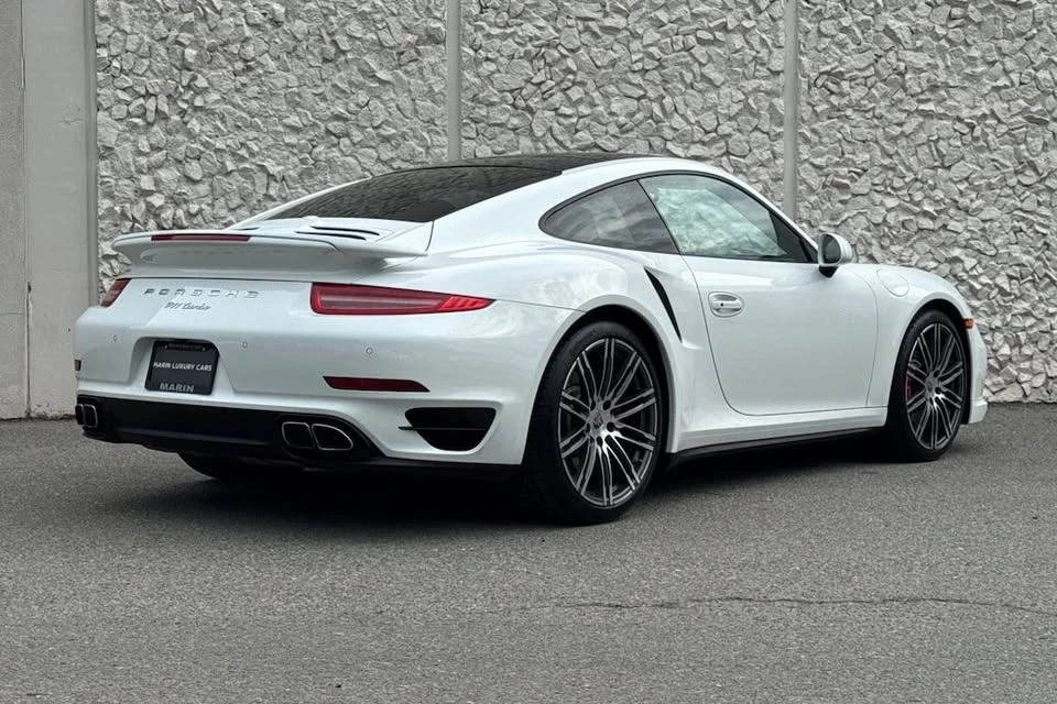 2015 Porsche 991 Turbo - Image 5 of 19