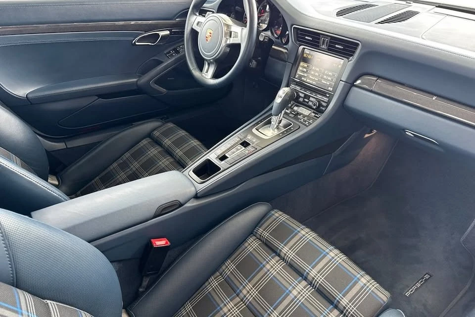 2015 Porsche 991 Turbo - Image 14 of 19