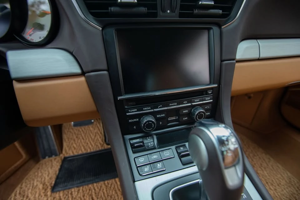 2015 Porsche 991 Turbo S - Image 14 of 19