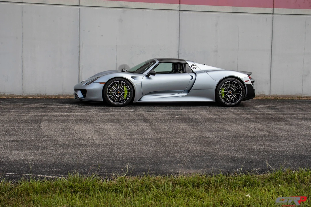 2015 Porsche 918 Spyder - Image 2 of 13