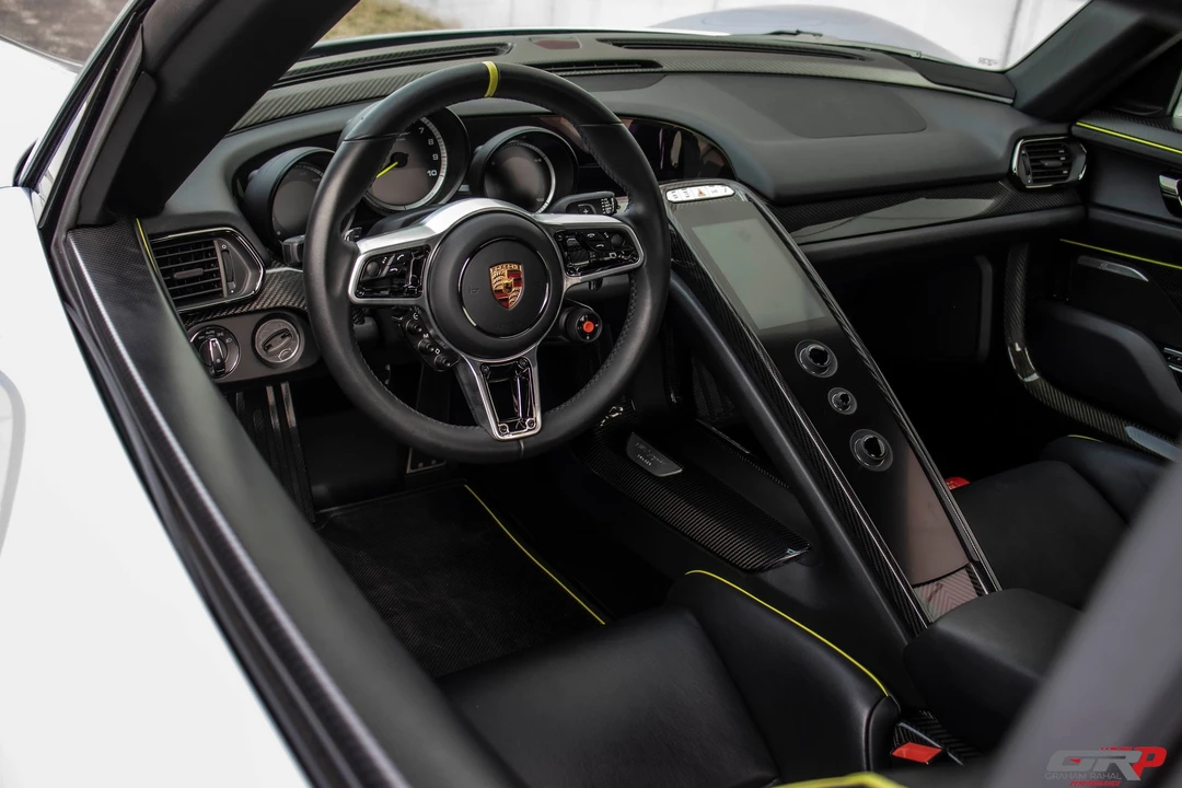 2015 Porsche 918 Spyder - Image 9 of 13