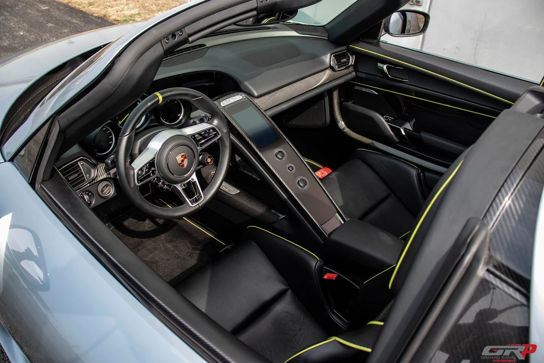 2015 Porsche 918 Spyder - Image 12 of 13
