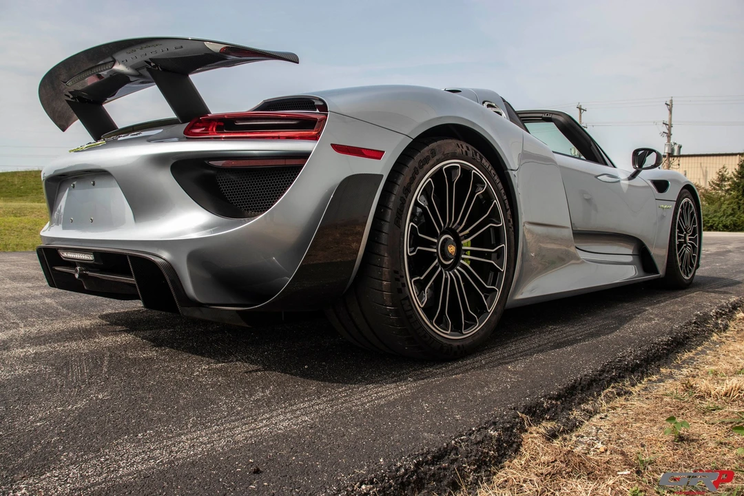 2015 Porsche 918 Spyder - Image 7 of 13