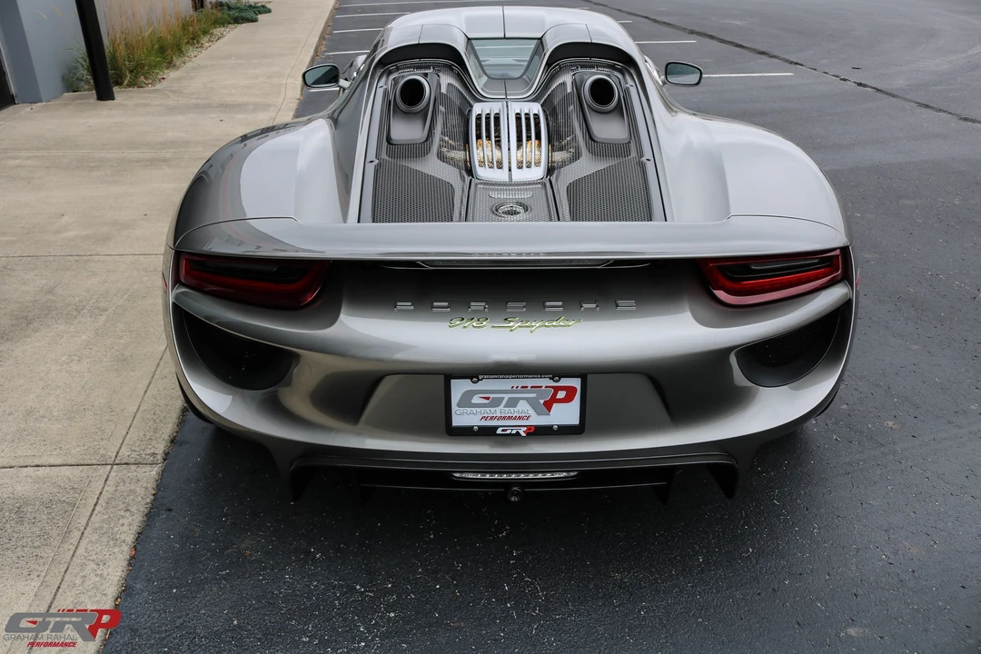2015 Porsche 918 Spyder - Image 4 of 18