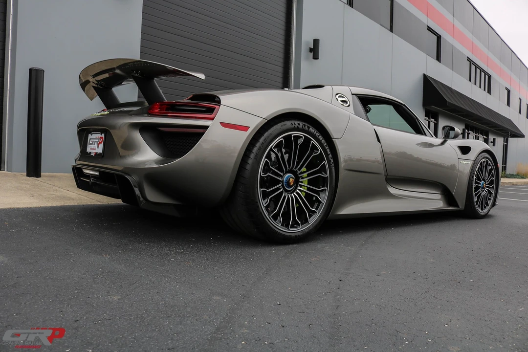2015 Porsche 918 Spyder - Image 7 of 18