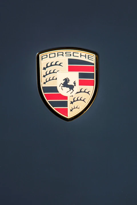 2015 Porsche 918 Spyder - Image 23 of 31