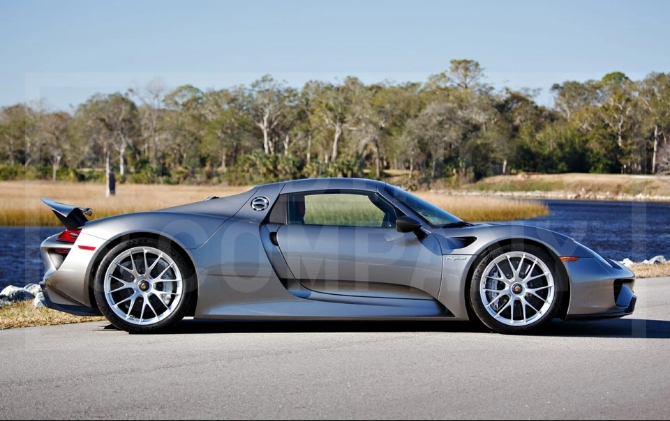 2015 Porsche 918 Spyder - Image 7 of 22