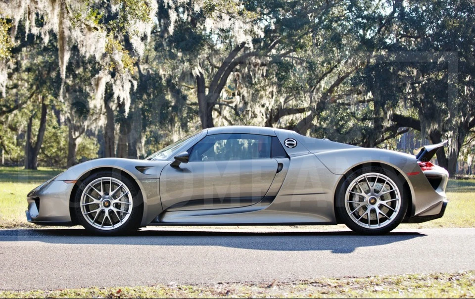 2015 Porsche 918 Spyder - Image 11 of 22