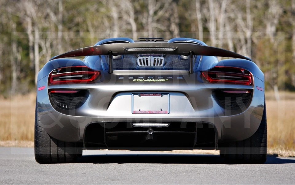 2015 Porsche 918 Spyder - Image 8 of 22