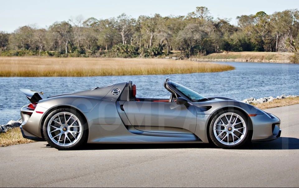 2015 Porsche 918 Spyder - Image 5 of 22